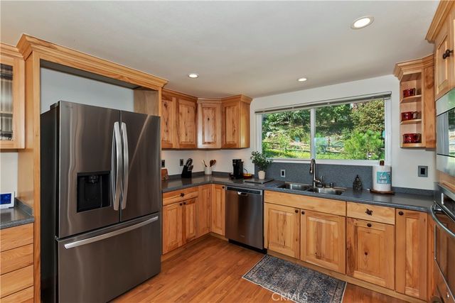 27721 Caribou, Lake Arrowhead, CA 92352