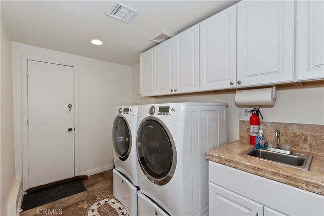 27721 Caribou, Lake Arrowhead, CA 92352