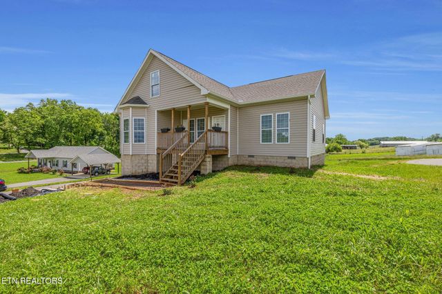 155 Waters Edge Drive, Spring City, TN 37381