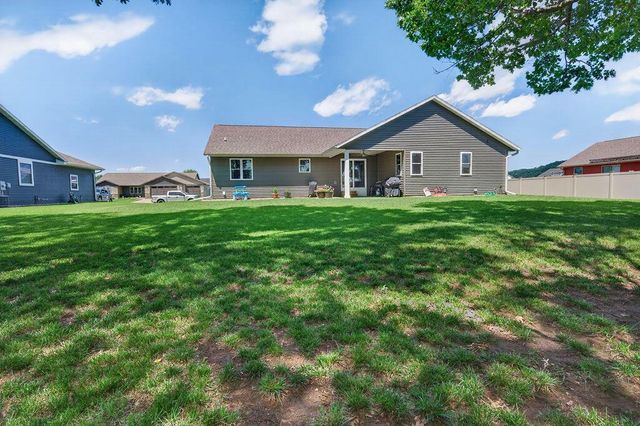 1822 Brooklyn PLACE, Holmen, WI 54636