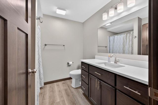1822 Brooklyn PLACE, Holmen, WI 54636