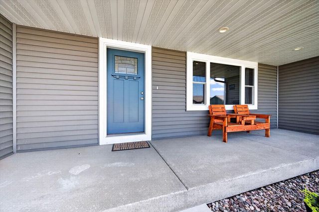 1822 Brooklyn PLACE, Holmen, WI 54636