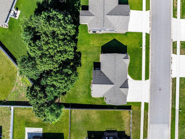 1822 Brooklyn PLACE, Holmen, WI 54636