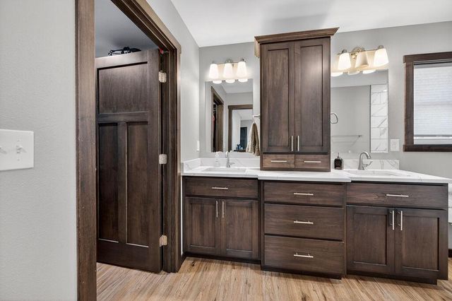 1822 Brooklyn PLACE, Holmen, WI 54636