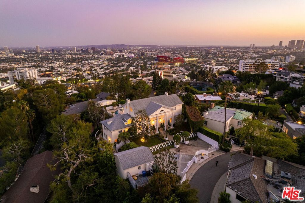 Image 51 of property listing at 1350 Belfast Drive, Los Angeles, CA 90069