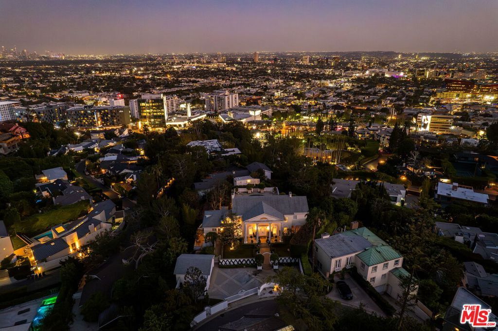 Image 61 of property listing at 1350 Belfast Drive, Los Angeles, CA 90069