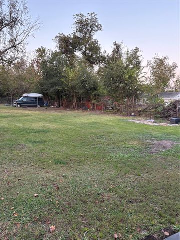 10523 Oswego Street, Houston, TX 77029