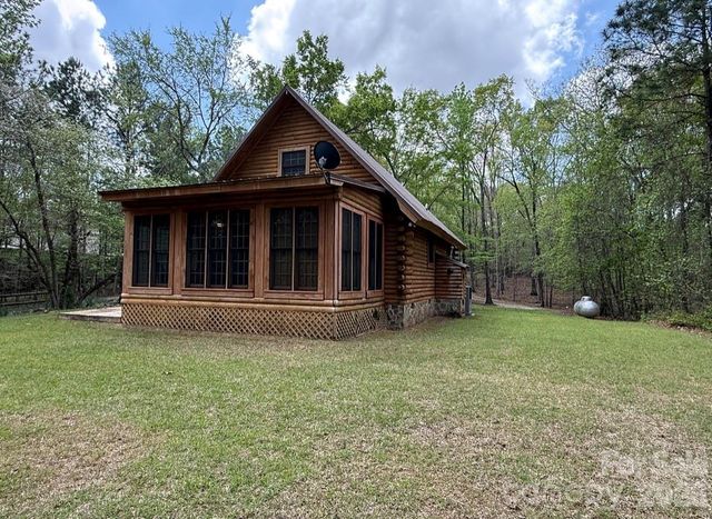 57 Club Lane, Winnsboro, SC 29180