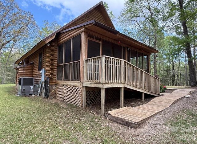 57 Club Lane, Winnsboro, SC 29180