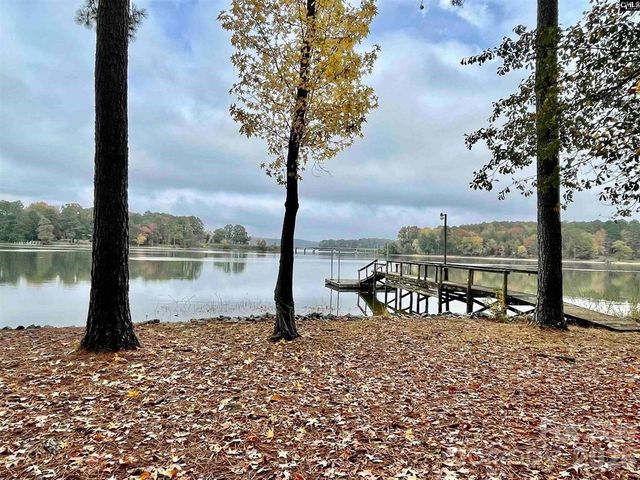 57 Club Lane, Winnsboro, SC 29180