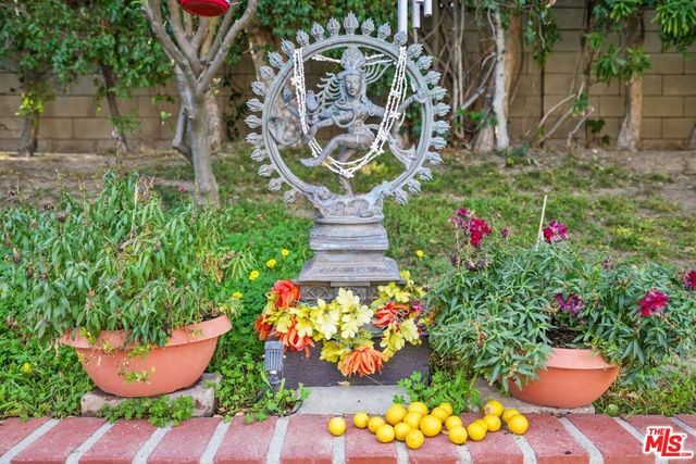 5507 Van Noord Avenue, Van Nuys, CA 91401