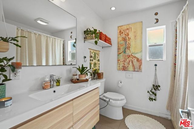 5507 Van Noord Avenue, Van Nuys, CA 91401
