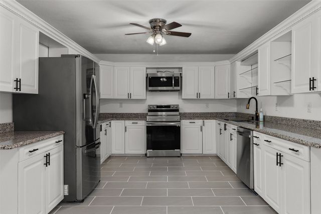 10553 White Oak Drive, Keithville, LA 71047