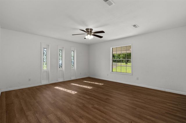 10553 White Oak Drive, Keithville, LA 71047