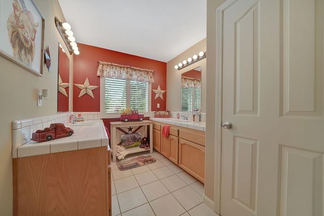 2031 Camanche Rd, Ione, CA 95640