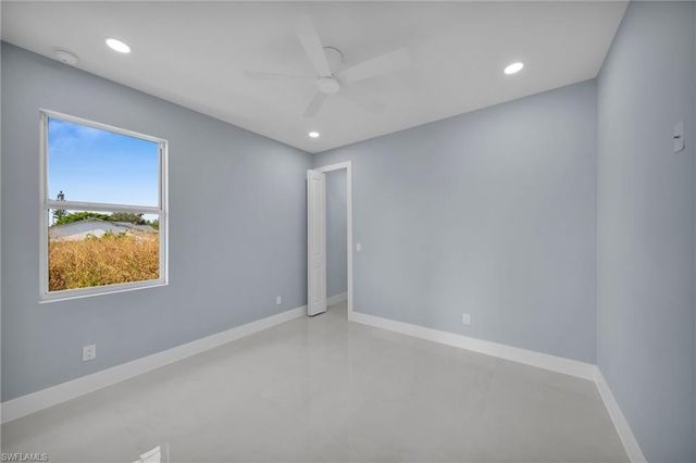 4201 7th ST SW, Lehigh Acres, FL 33976