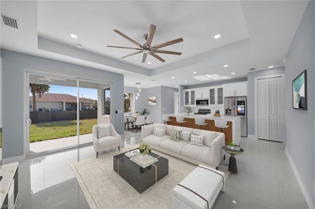 4201 7th ST SW, Lehigh Acres, FL 33976