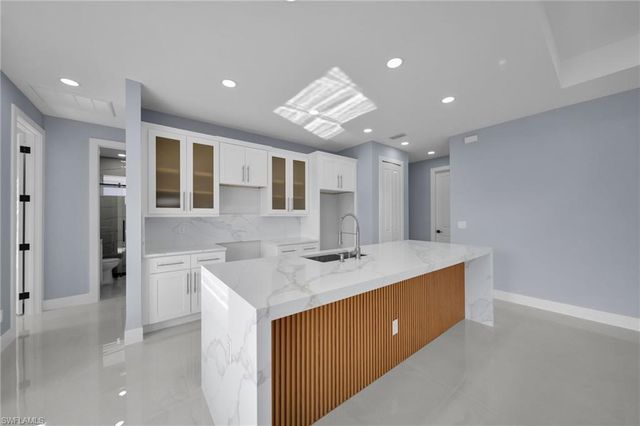 4201 7th ST SW, Lehigh Acres, FL 33976