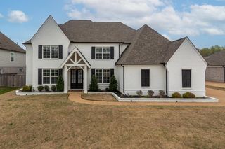 4917 MAPLE WALK DR, Lakeland, TN 38002