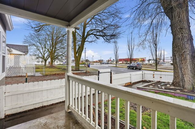 5623 E Parkwater Ave, Spokane, WA 99212