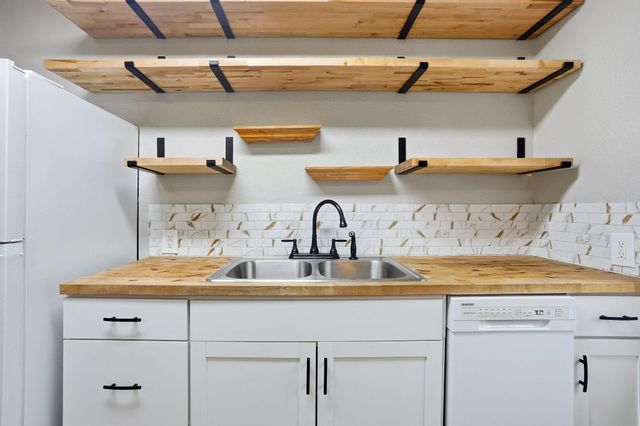 5623 E Parkwater Ave, Spokane, WA 99212