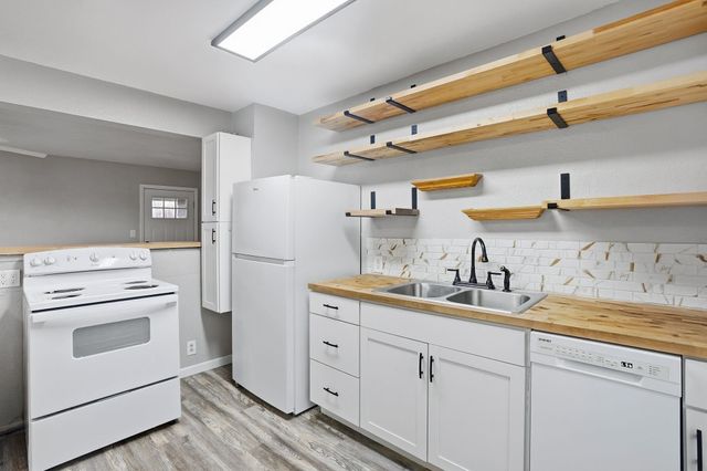 5623 E Parkwater Ave, Spokane, WA 99212