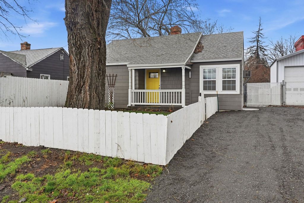 5623 E Parkwater Ave, Spokane, WA 99212