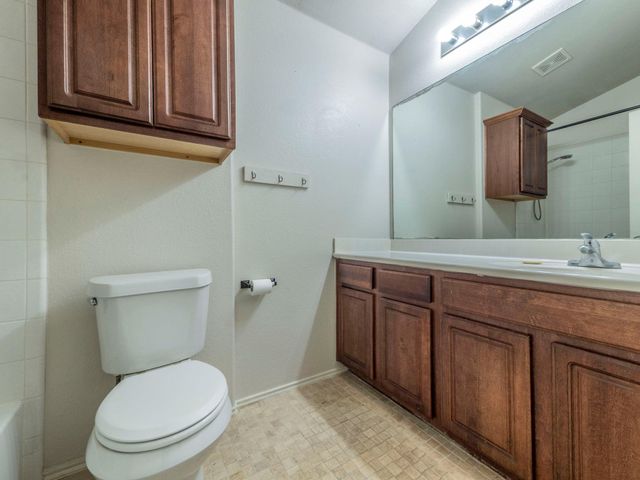 3209 Wickham LN, Austin, TX 78725
