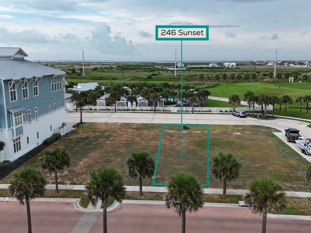 246 Sunset Ave, Port Aransas, TX 78373 — photo 2