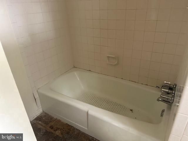 6002 LADD RD, Suitland, MD 20746