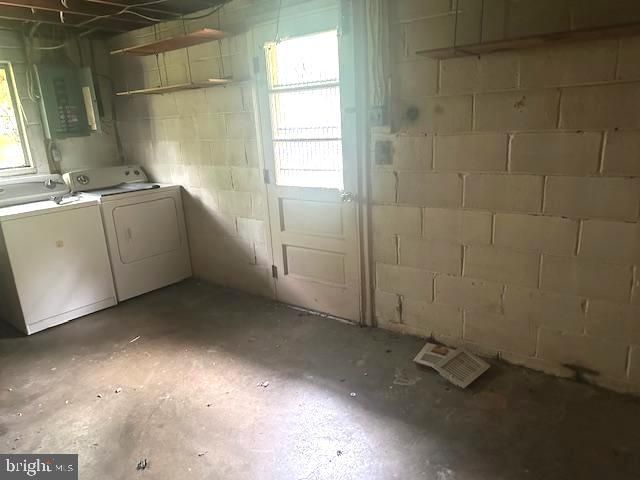 6002 LADD RD, Suitland, MD 20746