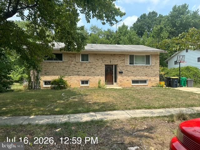 6002 LADD RD, Suitland, MD 20746