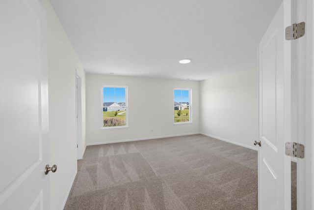 5692 Jaskula Lane, Schererville, IN 46375