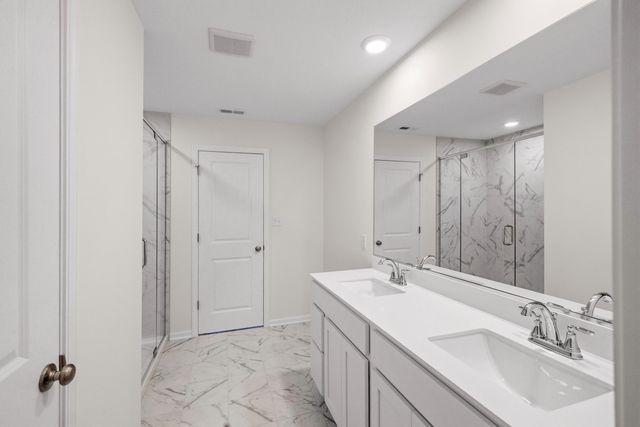5692 Jaskula Lane, Schererville, IN 46375