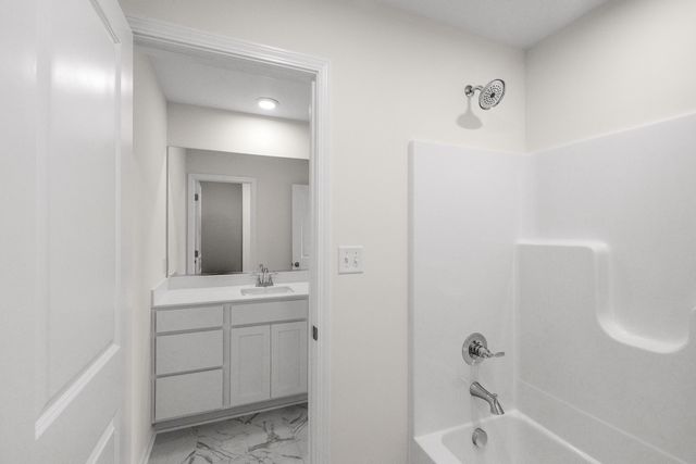 5692 Jaskula Lane, Schererville, IN 46375