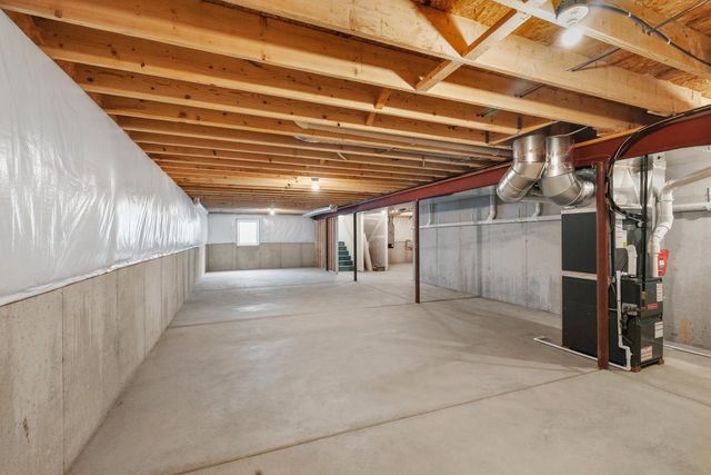 5692 Jaskula Lane, Schererville, IN 46375