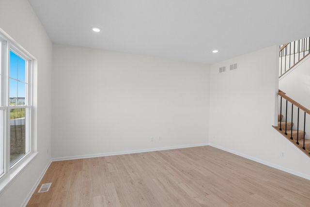 5692 Jaskula Lane, Schererville, IN 46375