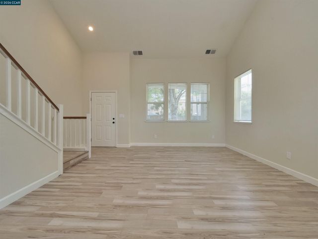 236 Comeabout Circle, Pittsburg, CA 94565