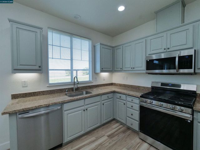 236 Comeabout Circle, Pittsburg, CA 94565