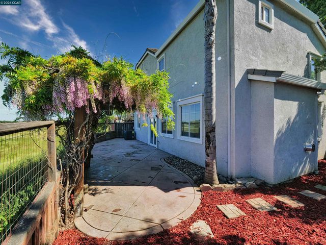 236 Comeabout Circle, Pittsburg, CA 94565