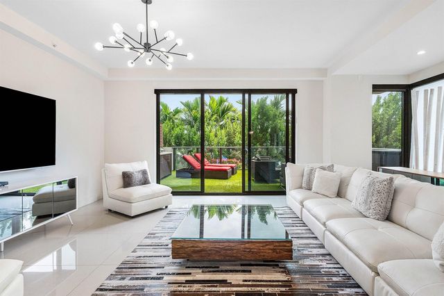 3030 N Ocean Boulevard S101, Fort Lauderdale, FL 33308
