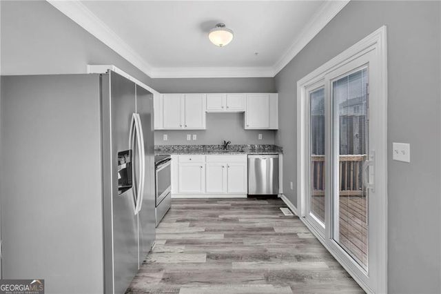 614 Market Place Lane, Woodstock, GA 30188