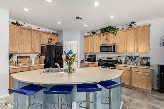 571 S 165TH Drive, Goodyear, AZ 85338