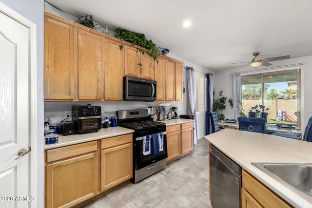 571 S 165TH Drive, Goodyear, AZ 85338