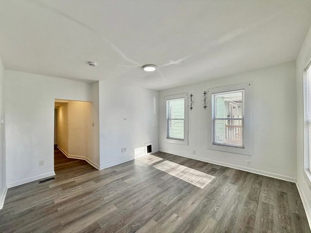 199 Eutaw Ave 1, Lynn, MA 01902