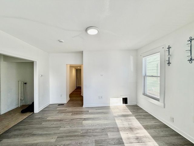 199 Eutaw Ave 1, Lynn, MA 01902