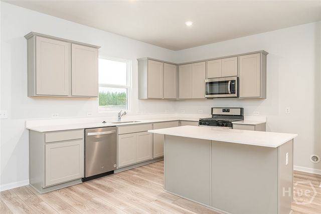 65 Sapwood Lane, Richmond Hill, GA 31324