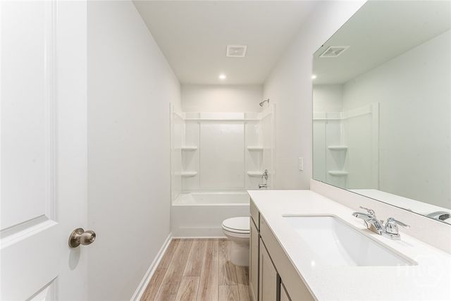 65 Sapwood Lane, Richmond Hill, GA 31324