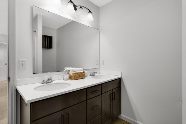 1535 138th Street E, Rosemount, MN 55068