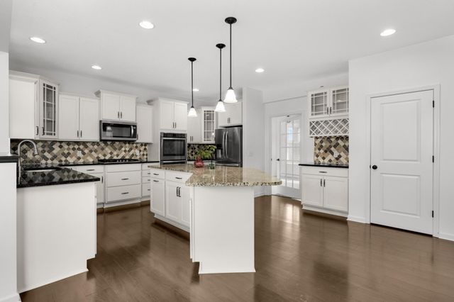 1535 138th Street E, Rosemount, MN 55068